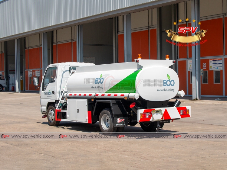 4,000 Litres Refueling Tank Truck ISUZU - LB 4,000 Litres Refueling Tank Truck ISUZU - LB